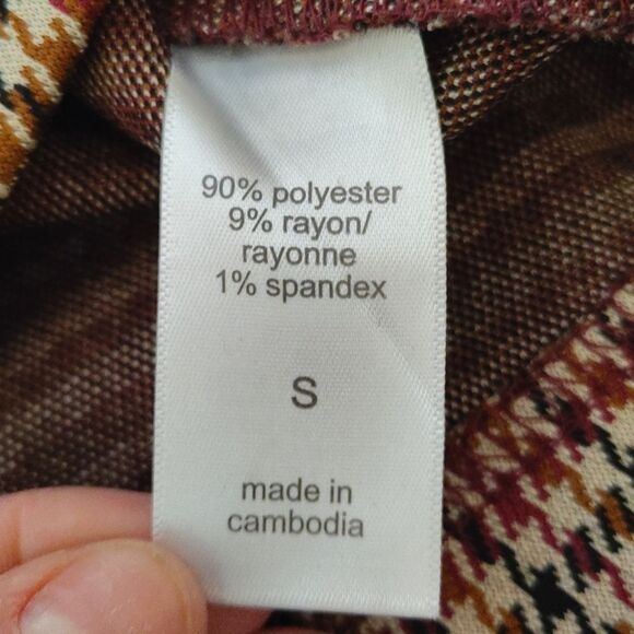 Maurices Brown Black Red Plaid High Rise Mini Skirt Size Small - Picture 10 of 14